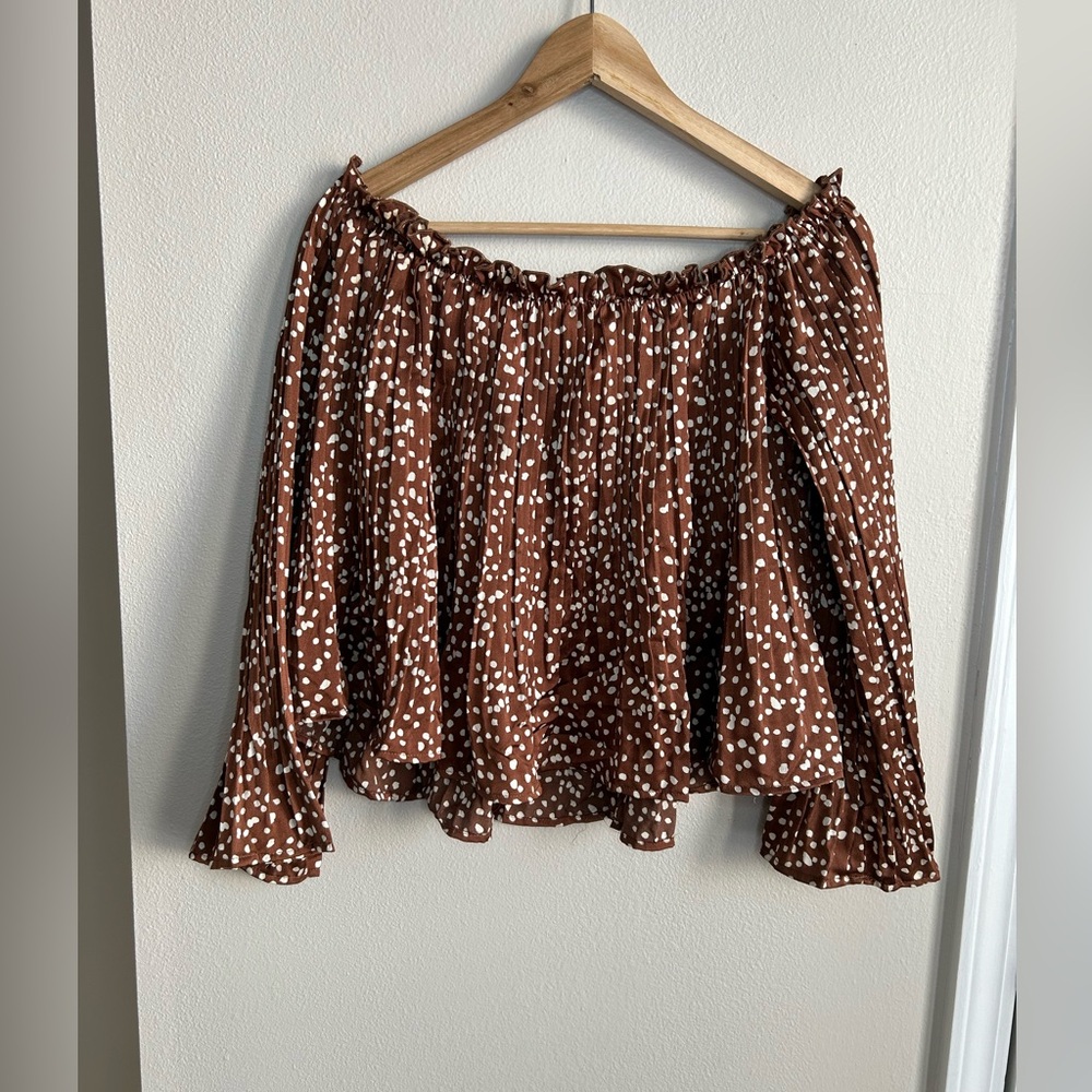 She + Sky Off The Shoulder Brown White Polka Dot Blouse Size M Medium